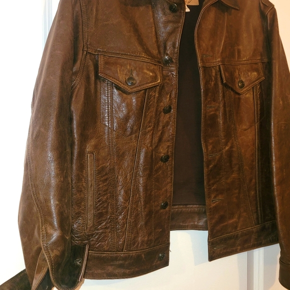 Jacket - Picture 1 of 8